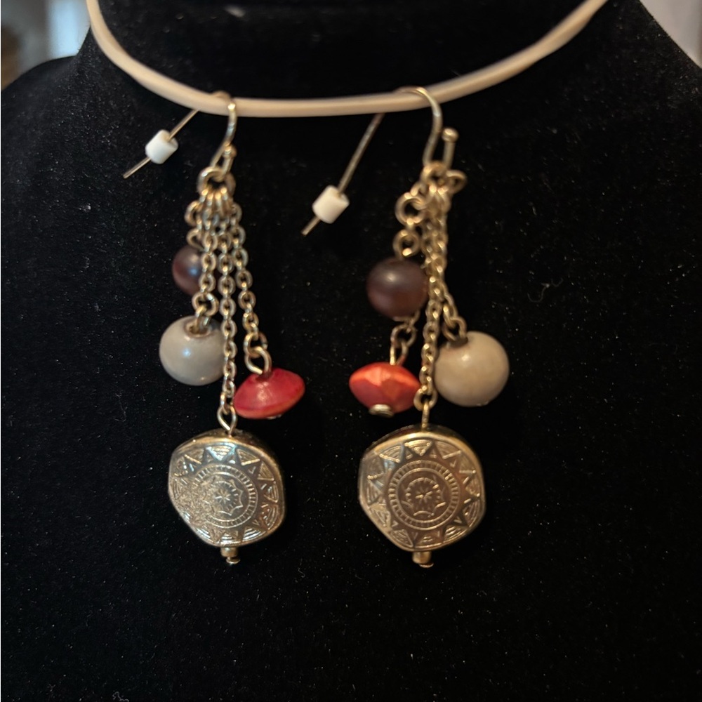 Unique three chain dangle earrings. Like new.